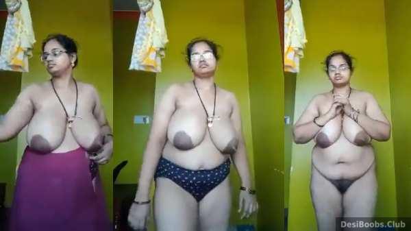 Saggy Indian Sex - Huge desi boobs flashing kannada milf bhabhi on hot strip cam