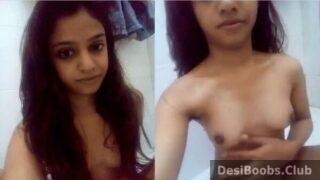 College girl showing soft desi boobs